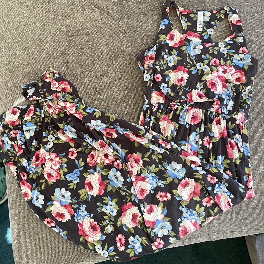 Floral maxi dress
